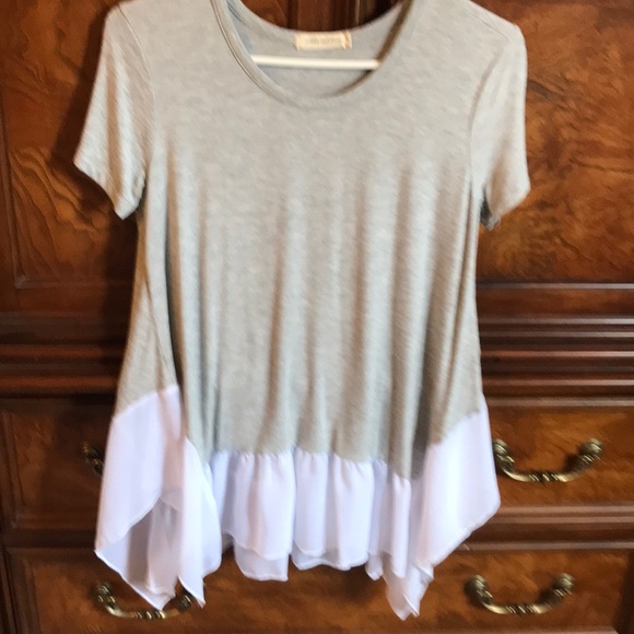 Tunic - Picture 1 of 3